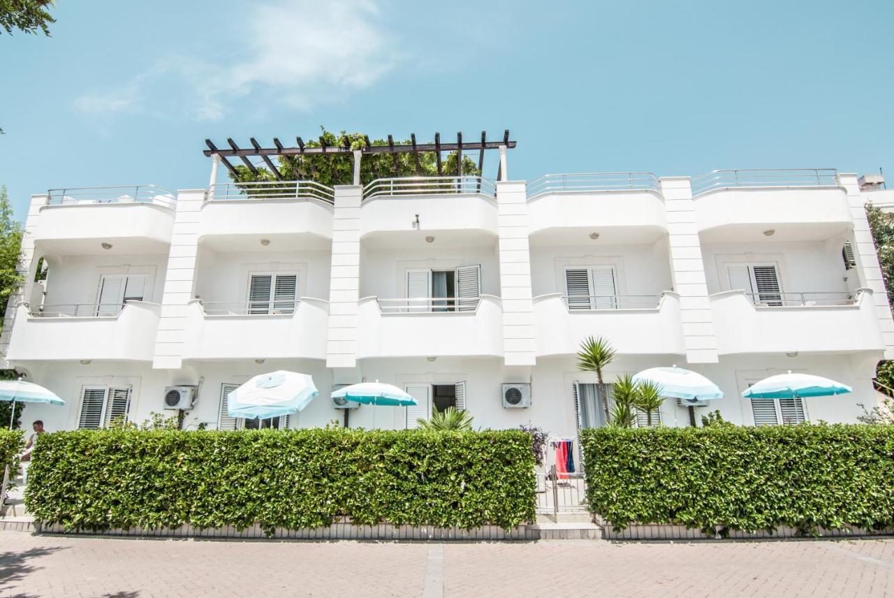 הרצג-נובי Hotel Perla - Annexes מראה חיצוני תמונה